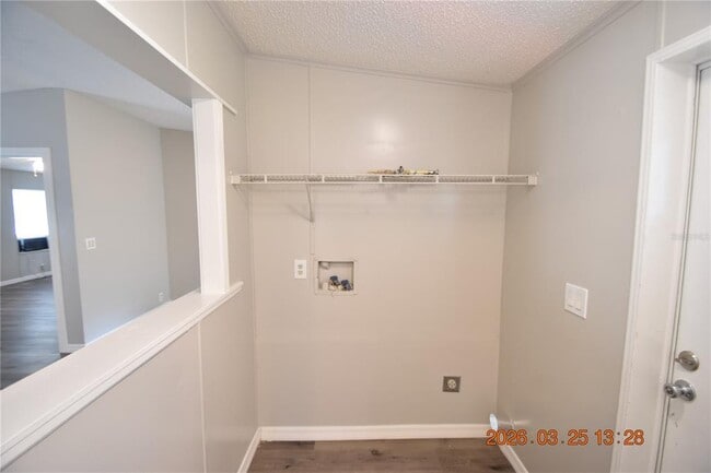 Building Photo - 7515 Symmes Rd