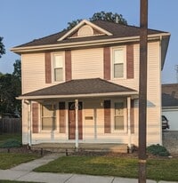 Building Photo - 121 S Lebanon St