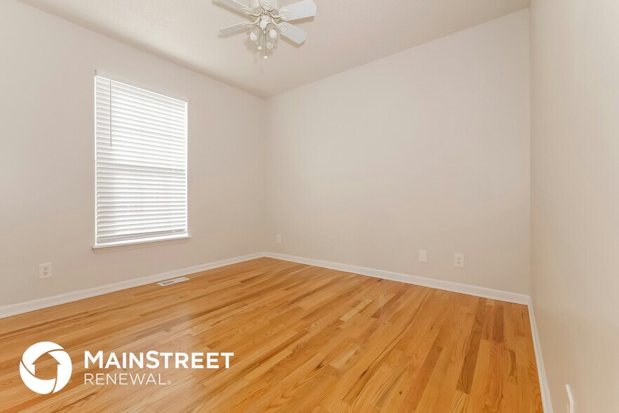 Building Photo - 406 Brookside Cir