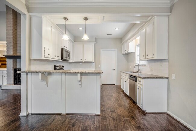 Building Photo - 3219 Fitzgerald Dr