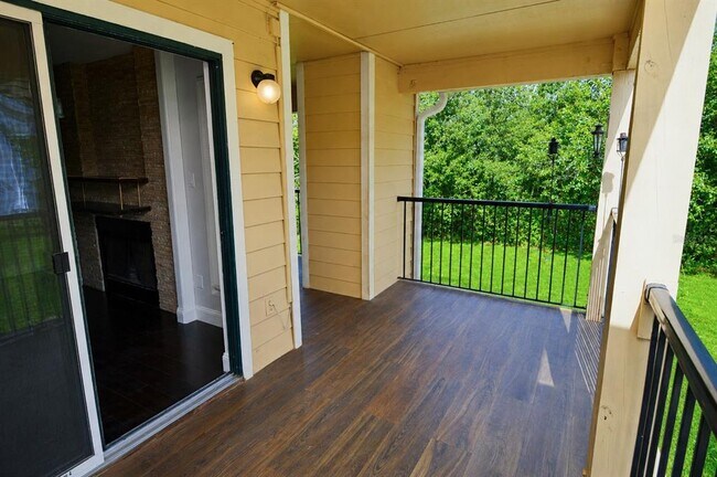 Building Photo - 8621 Fancy Finch Dr