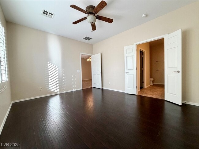 Building Photo - 6071 Saddle Horse Ave