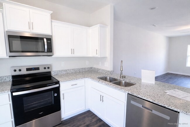 Building Photo - 1130 Brooksridge Way