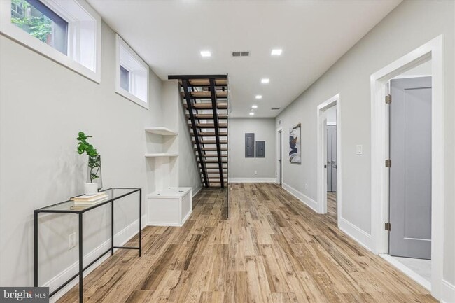 Building Photo - 5706 Nevada Ave NW