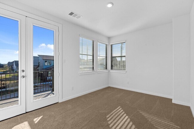 Building Photo - 3235 Loam Ln