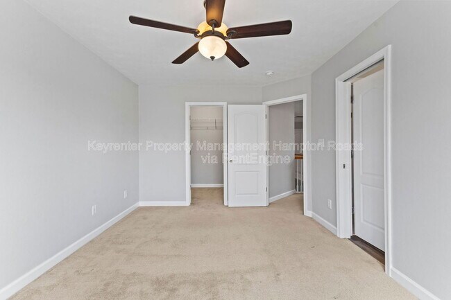 Building Photo - 5129 Maracas Arch