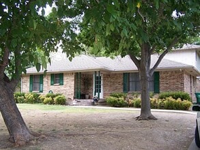 Building Photo - 4114 Main St