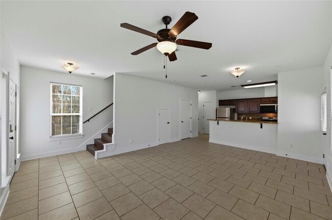 Building Photo - 1620 Haskell St