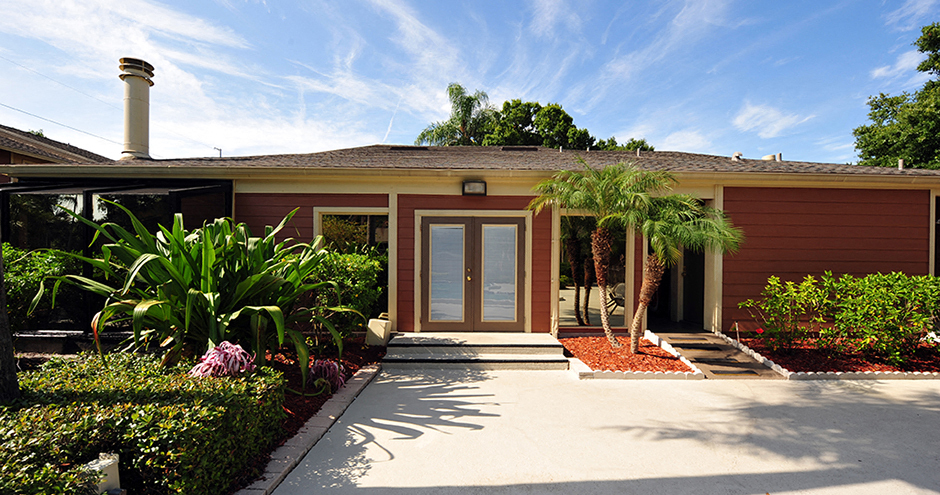 Primary Photo - Courtney Cove Apartment Homes