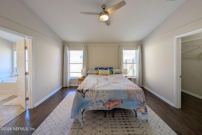 Building Photo - 12985 Harborton Dr