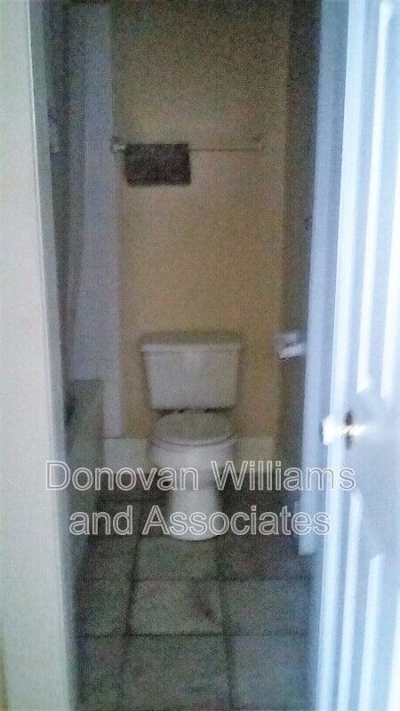 Building Photo - 135 E Wilson Ave