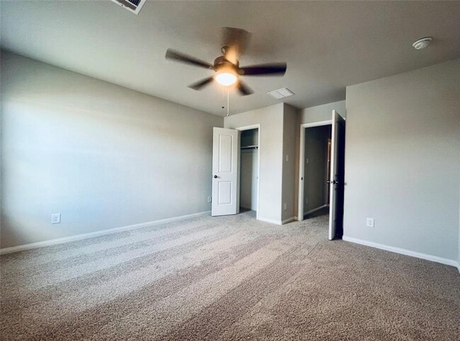 Building Photo - 4807 Blue Jacaranda Wy