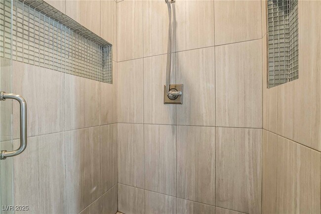 Building Photo - 2583 Mizzoni Cir