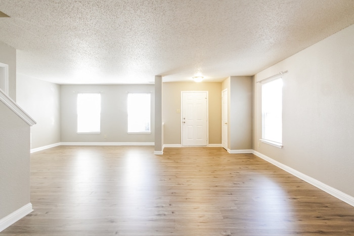 Building Photo - 12890 Freedom Dr