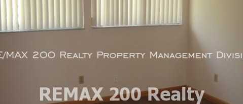 Building Photo - 493 Meadowood Blvd