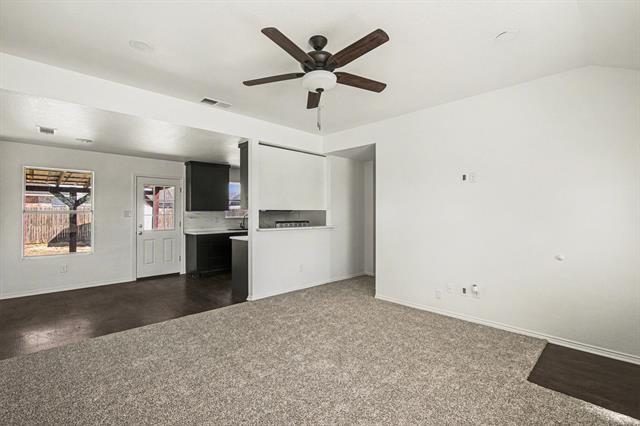 Building Photo - 1307 Lynnwood Dr