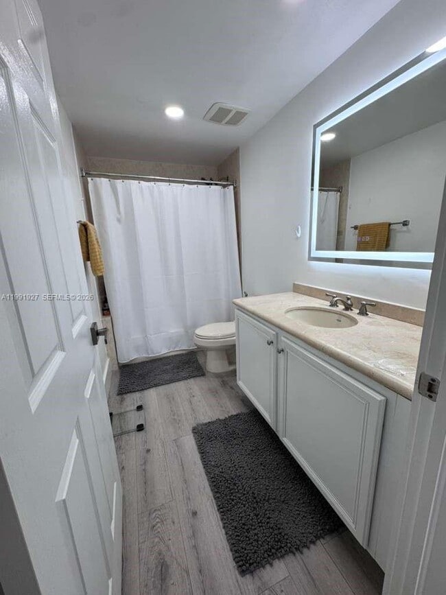 Building Photo - 5271 SW 8th St