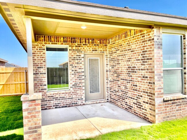 Building Photo - 7729 96th St