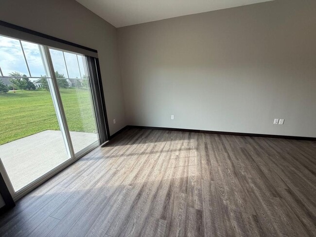 Building Photo - 1538 Ohana Ave