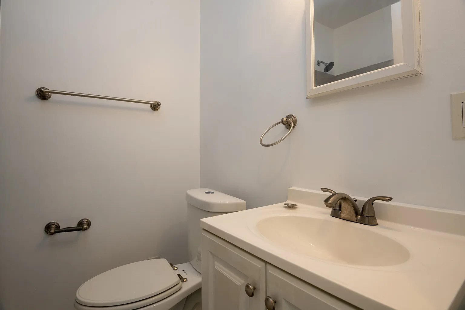 Building Photo - 1821 Providence St NE