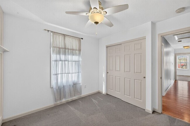 Building Photo - 3275 Simeon Bunker St