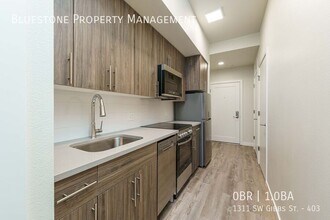 Building Photo - 1311 SW Gibbs St