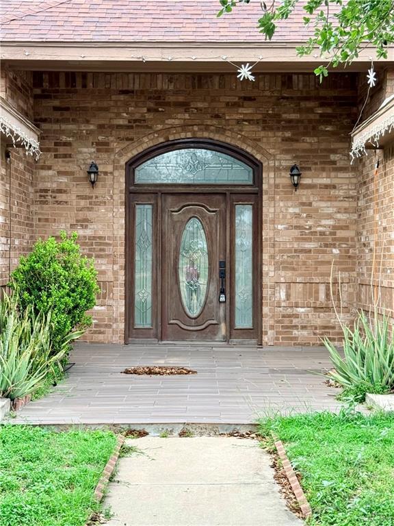 Building Photo - 18 Marble St