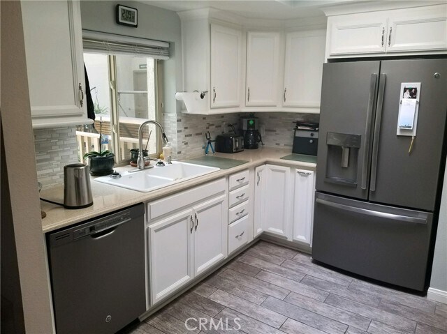 Building Photo - 8933 Biscayne Ct