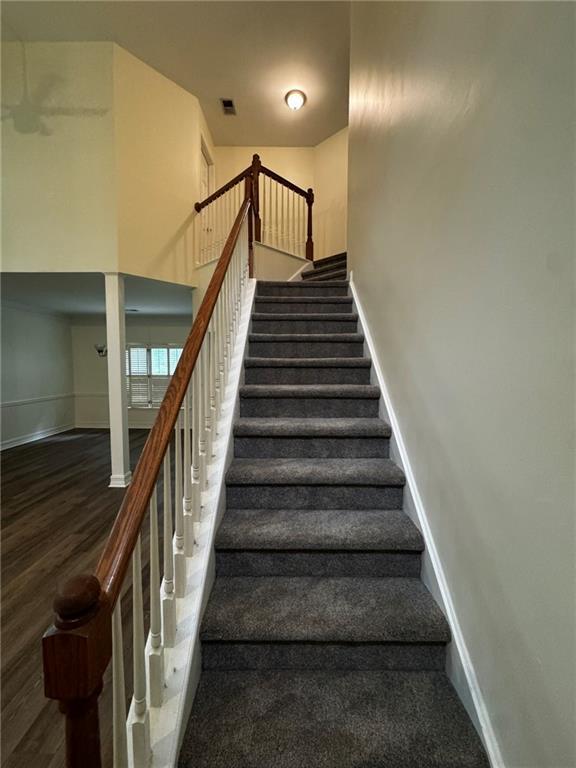 Building Photo - 3055 Ivey Oaks Ln
