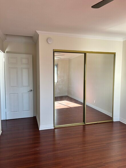 Building Photo - 1825 Keeler St