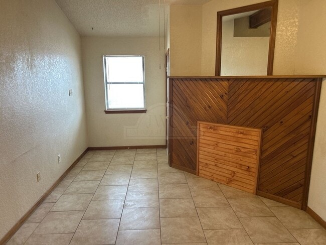 Building Photo - 4308 Shawn Dr