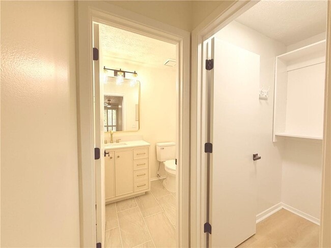 Building Photo - 1405 Tuxworth Cir