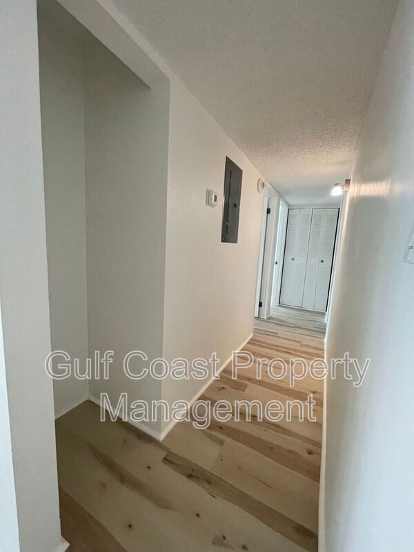 Building Photo - 21287 Gertrude Ave