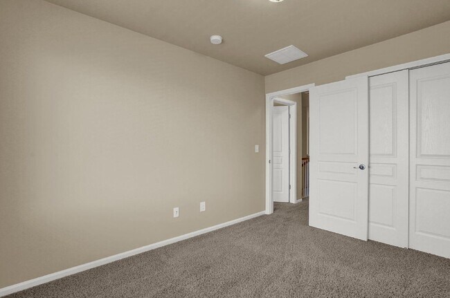 Building Photo - 5647 Celtic Cross Grove