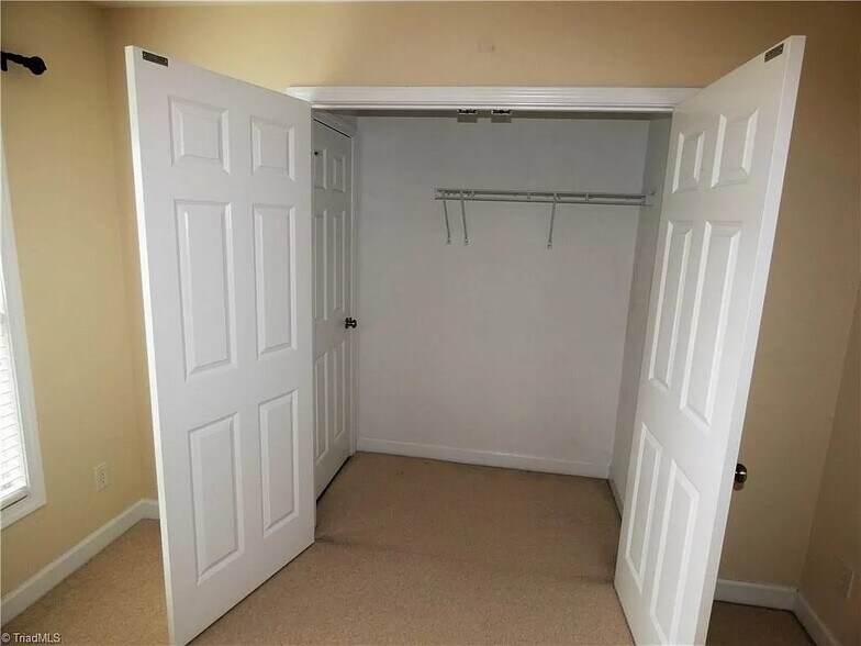 Building Photo - 4722 Tatton Park Cir