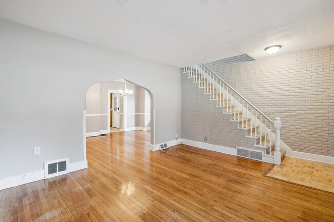 Building Photo - 1411 Jersey Ridge Rd