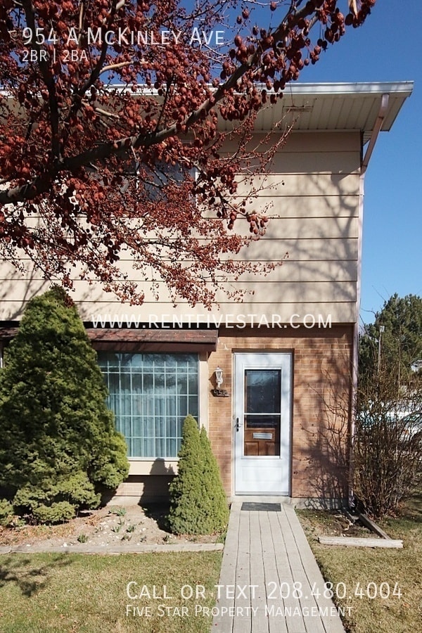 Building Photo - 954 A McKinley Ave