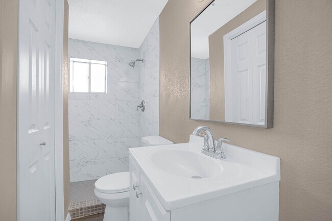 Building Photo - 7182 Ponce Dr