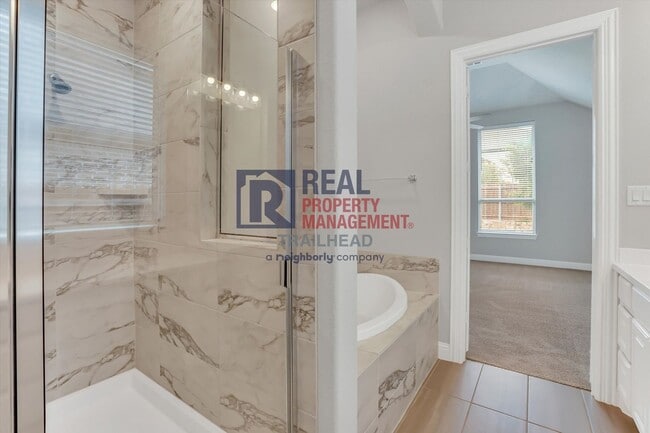 Building Photo - Spacious Home with Office & Media Room in Tavolo Park