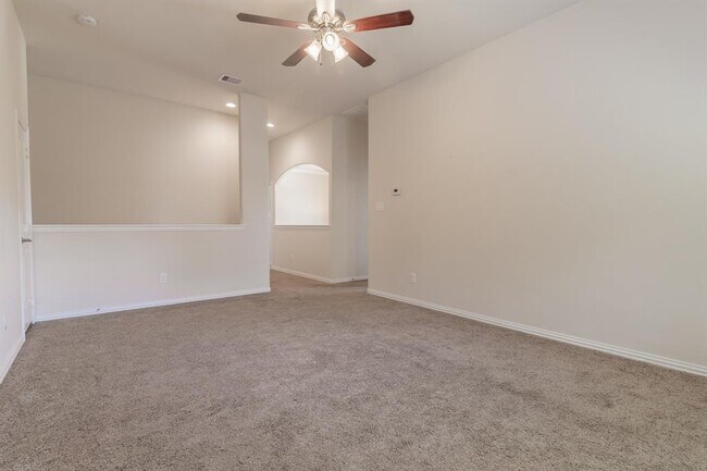 Building Photo - 5 Iris Arbor Ct