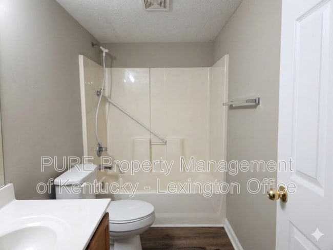 Building Photo - 124 Grinder Ct