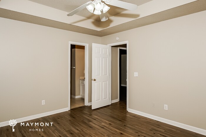 Building Photo - 217 Tanner Point Dr