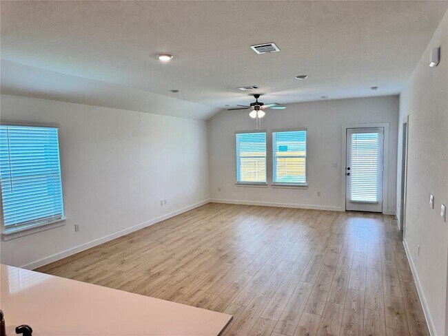 Building Photo - 14904 Found Admiral Ln