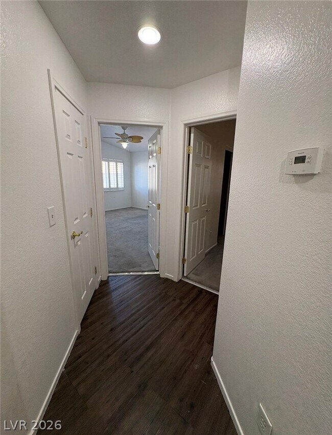 Building Photo - 6064 Nestled Foot St
