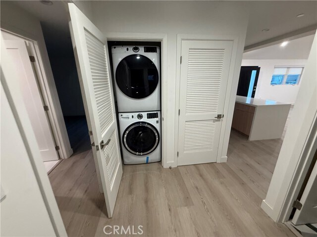 Building Photo - 5972 Jamieson Ave