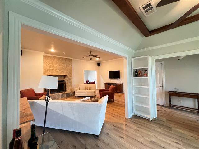 Building Photo - 2217 Argyle Cir