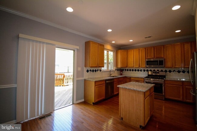 Building Photo - 6413 McCoy Rd