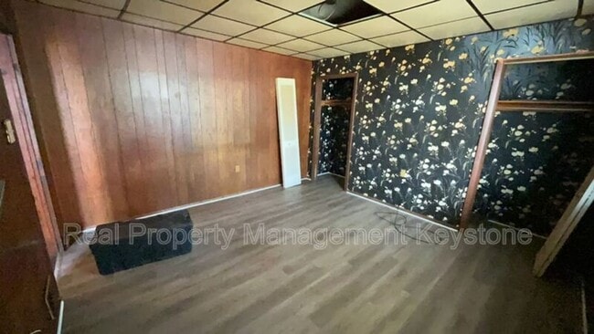 Building Photo - 121 Cutler St