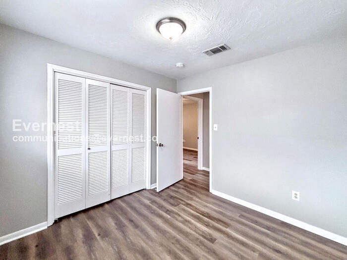 Building Photo - 12419 Lima Dr