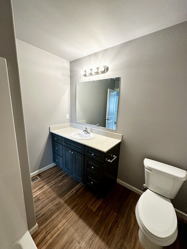 Building Photo - 3752 Peter Ln NE